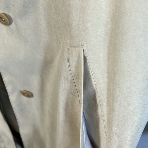 London Fog Insulated Zip Out Trench Coat Sz Petite Med  Like New Cream - Picture 4 of 10